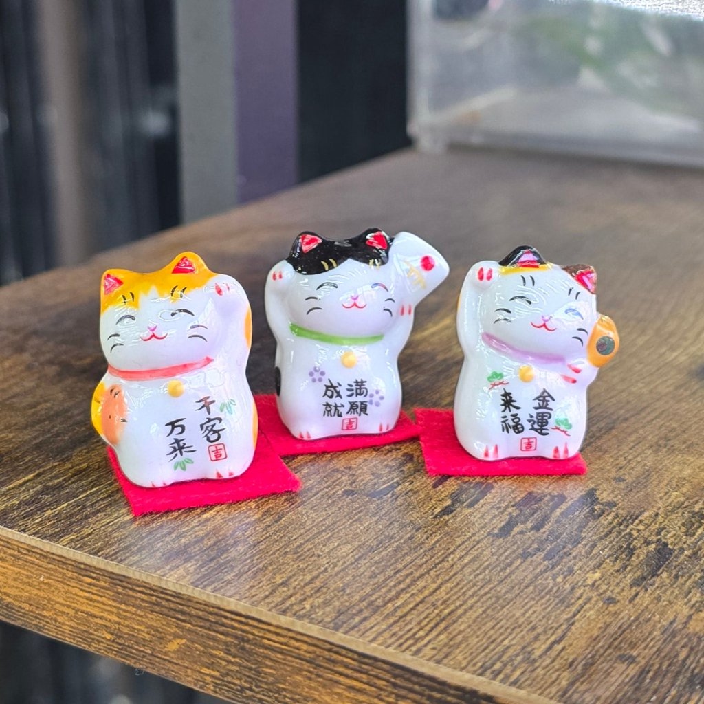 Maneki Neko - assorted